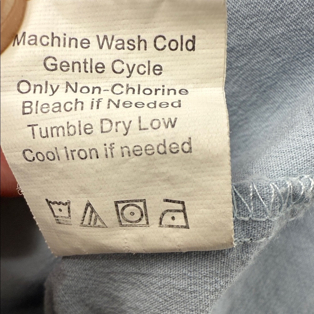 Blanc Kid’s Light Blue Short-Sleeve Polo Shirt  (button missing ) size 7 - Picture 10 of 10
